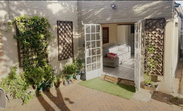1 Bedroom Garden Cottage