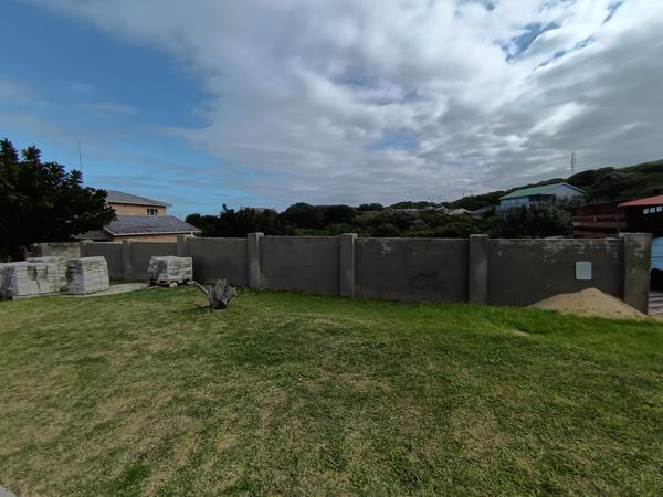 679 m² Land