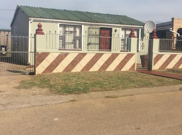 2 Bedroom House