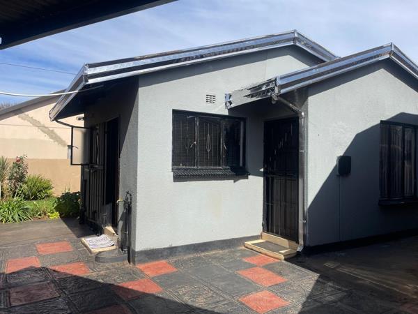 2 Bedroom House