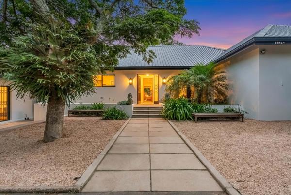 5 Bedroom House