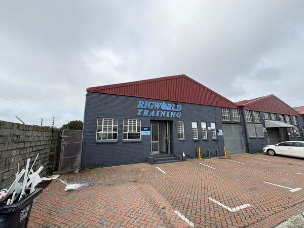 300 m² Industrial space