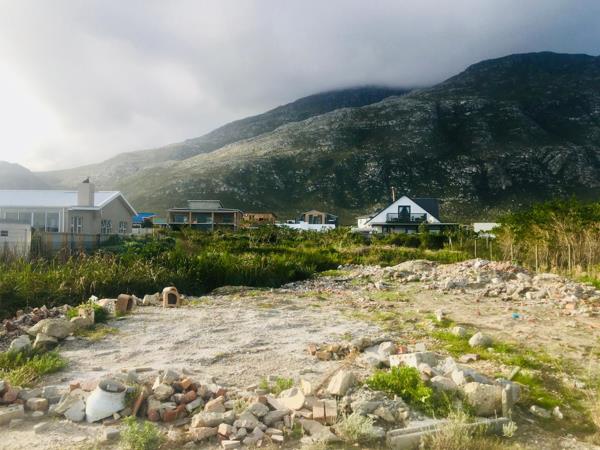 891 m² Land