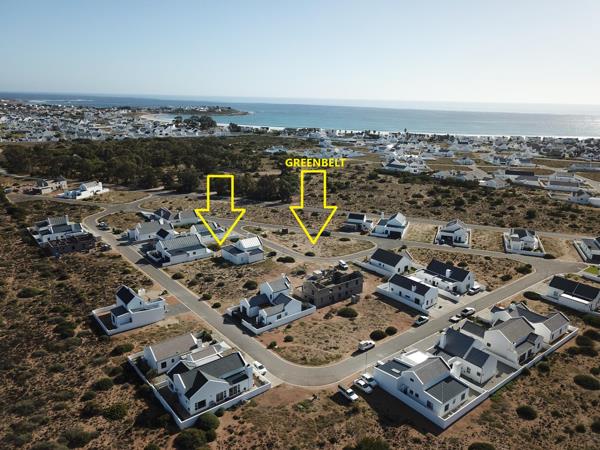 300 m² Land
