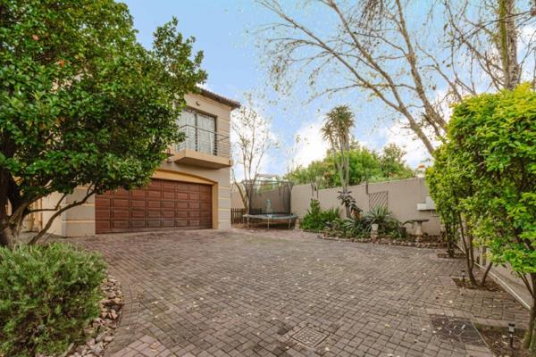 4 Bedroom Townhouse