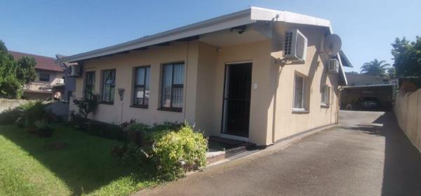 6 Bedroom House