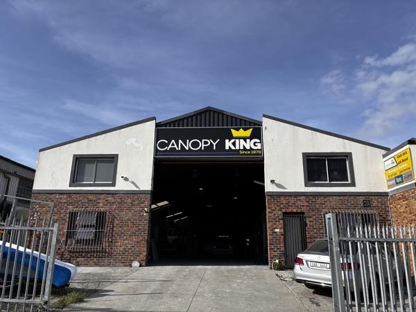 586 m² Industrial space