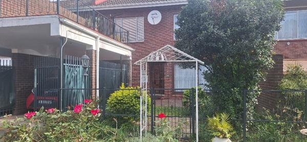 3 Bedroom Townhouse