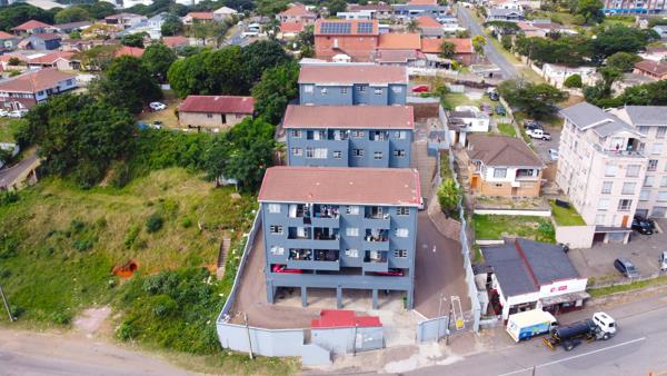 33 Bedroom House