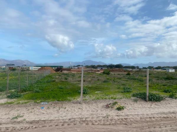 1 000 m² Land