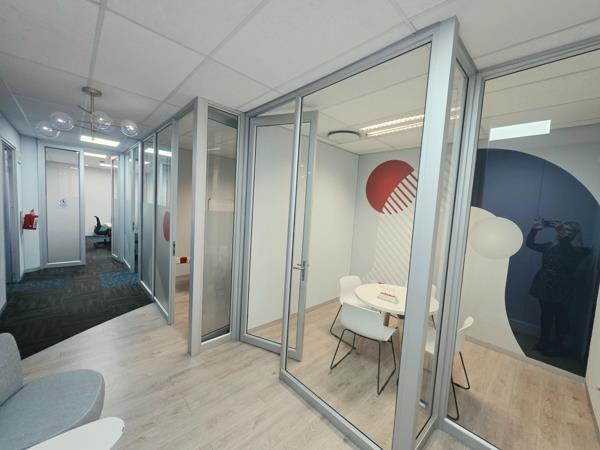 140 m² Commercial space