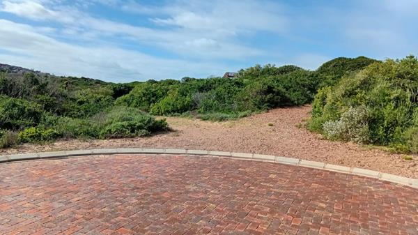 1 447 m² Land