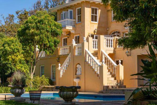 6 Bedroom House