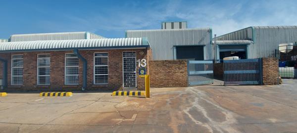 607 m² Industrial space