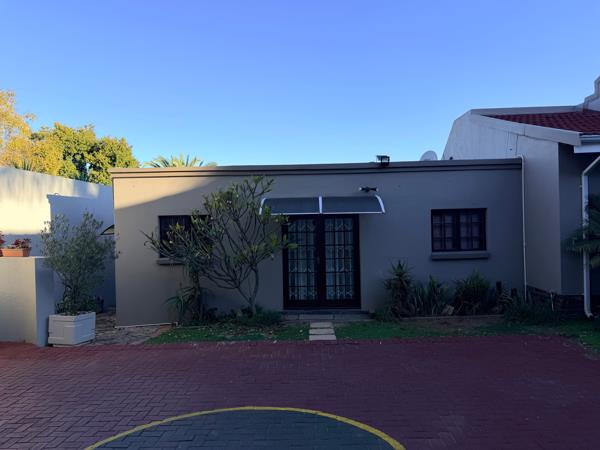 1 Bedroom Garden Cottage