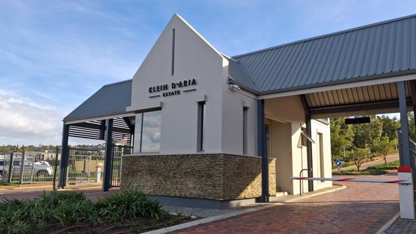318 m² Commercial space