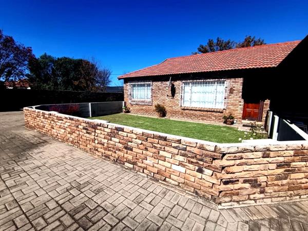 2 Bedroom Simplex