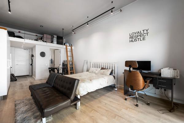 Studio Apartment