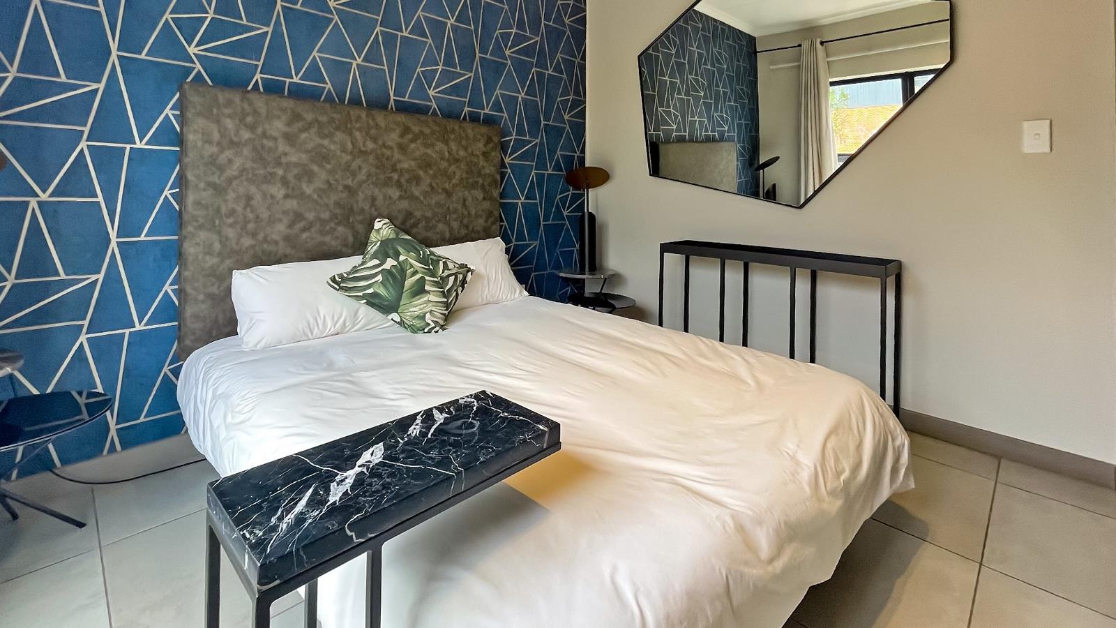 3 Bedroom Apartment in Waterfall