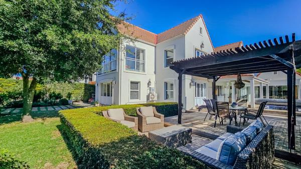 5 Bedroom House