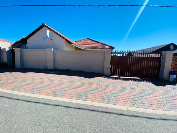 2 Bedroom House