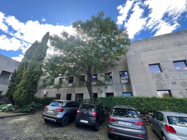 1 879.7 m² Commercial space