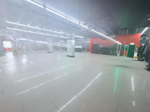 50 m² Retail Space