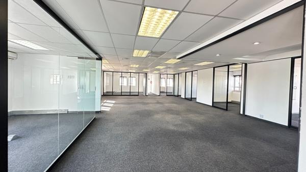 387 m² Office Space