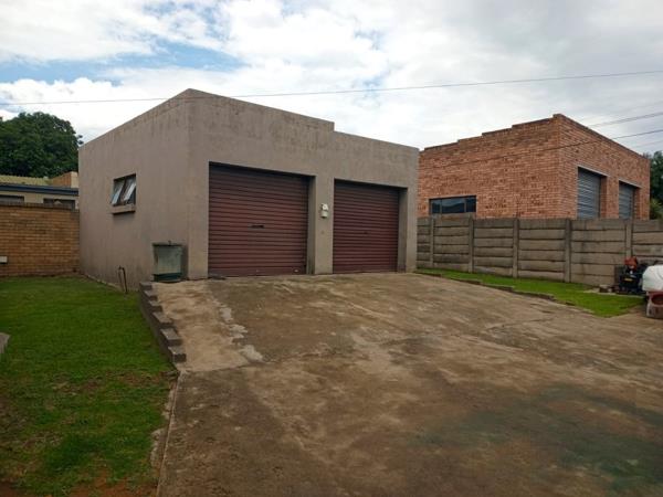 6 Bedroom House