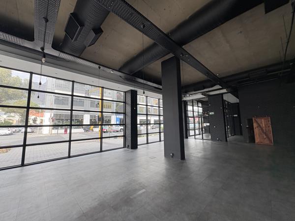 443 m² Retail Space