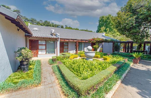 7 Bedroom House