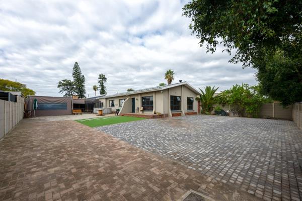 5 Bedroom House