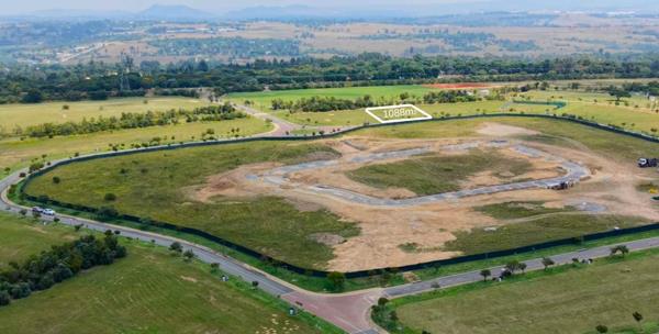 1 088 m² Land