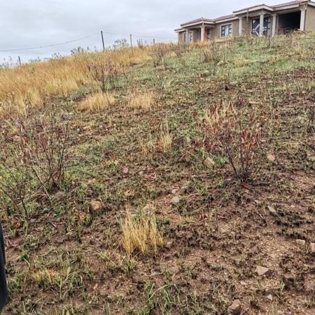 4 700 m² Land