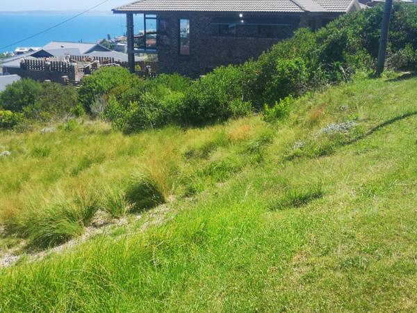 878 m² Land