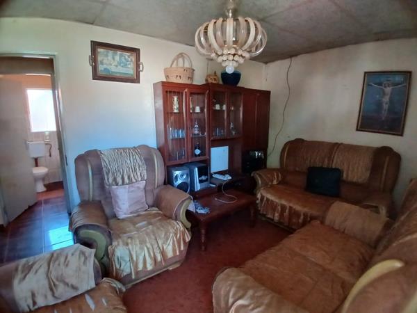 2 Bedroom House