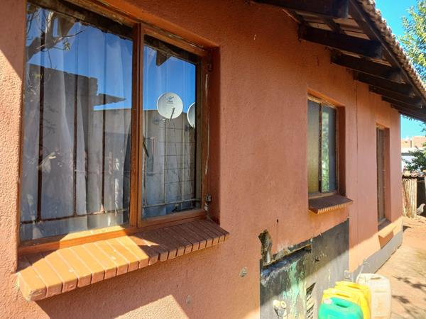 2 Bedroom House