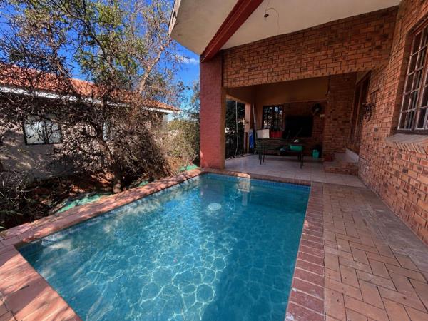 5 Bedroom House