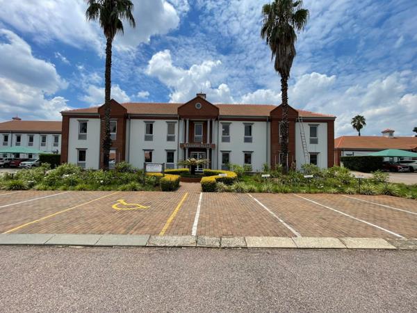 144 m² Commercial space