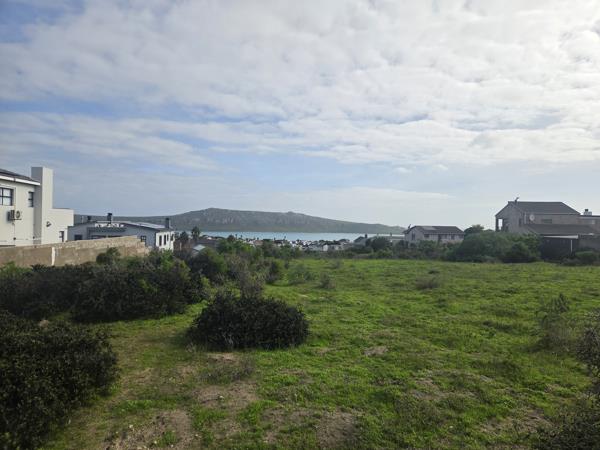 722 m² Land