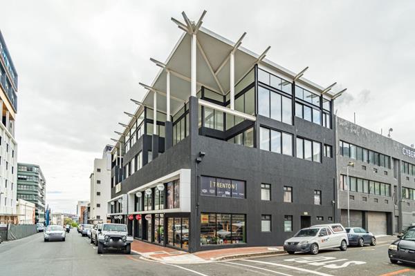 330 m² Commercial space