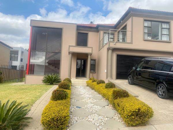 5 Bedroom House