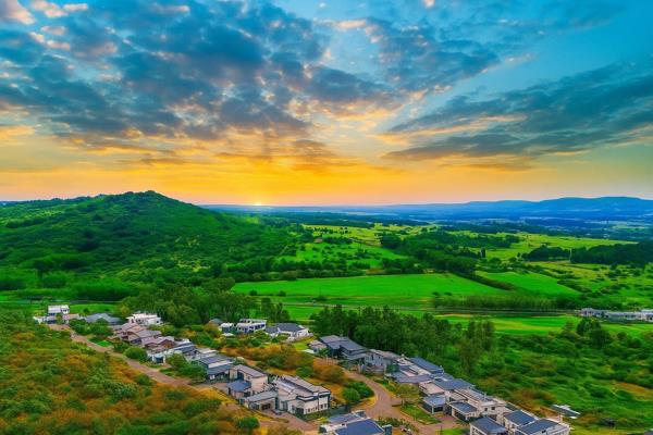 2 189 m² Land