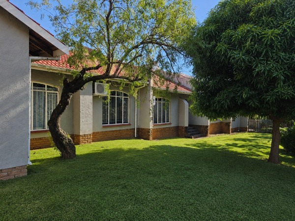 5 Bedroom House