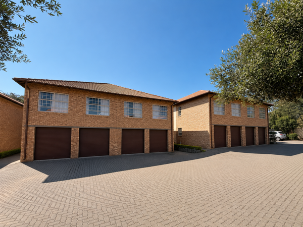 4 Bedroom Townhouse