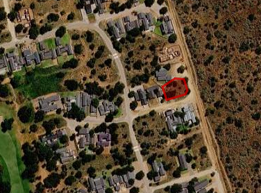 851 m² Land
