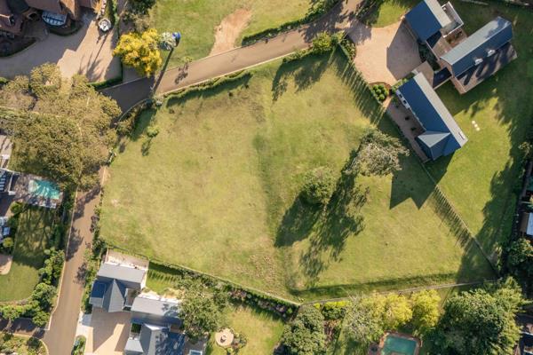 1 812 m² Land