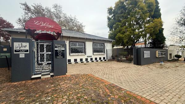 150 m² Commercial space