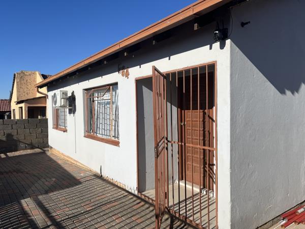 2 Bedroom House
