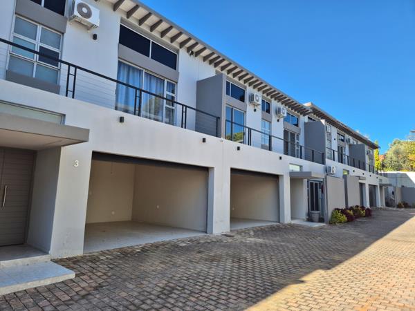 5 Bedroom Townhouse